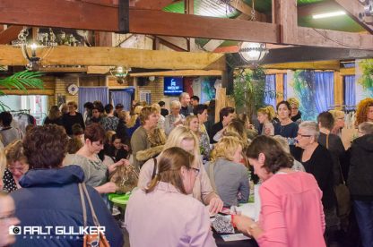 Ladies Night VB-17