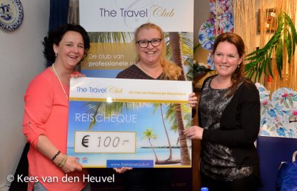 ladies night travel club ria simon