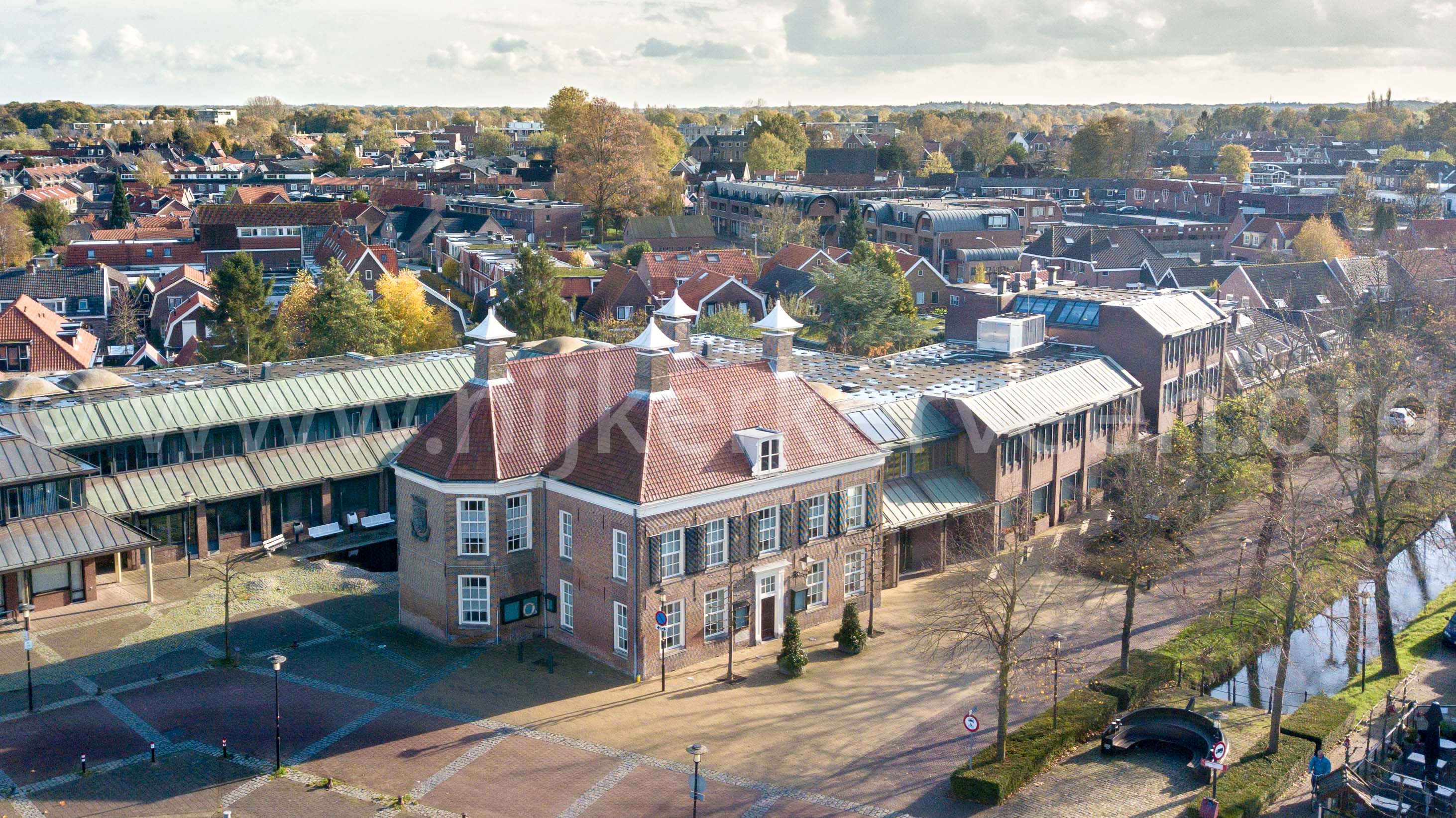 Historisch stadhuis Nijkerk krijgt nieuwe toekomst, gemeente zoekt ondernemer