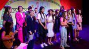 Rehobothschool neemt afscheid van groep 8a in Nijkerks theater