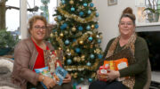 Barta en Eveline maken kerstpakketten voor minima in Nijkerk