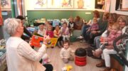 Kinderen zetten schoentje in ’t Veense Hart