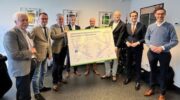 Wethouder Windhouwer tekent overeenkomst bereikbaarheid en mobiliteit