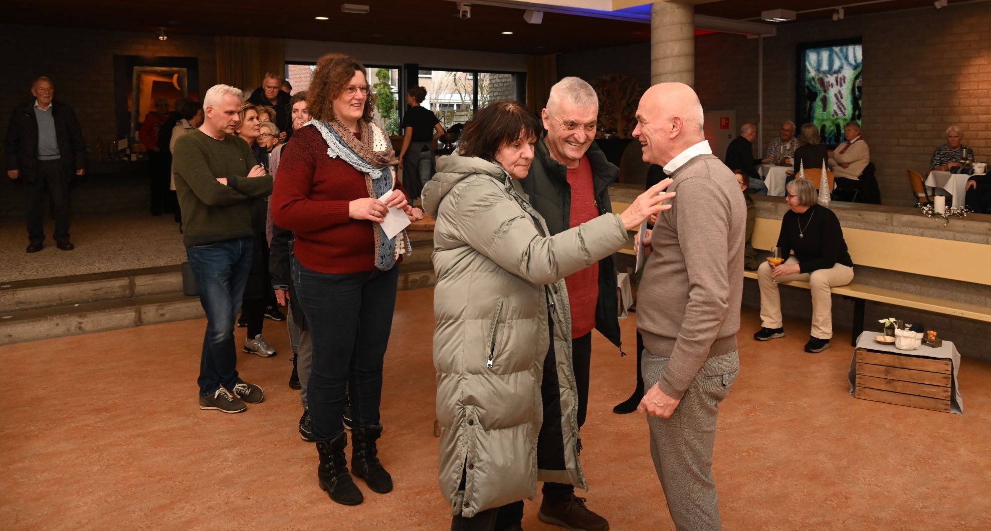 Hoevelaken neemt massaal afscheid van huisarts Frans van der Velde