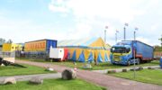 Circus Renz bouwt tent op in Paasbos