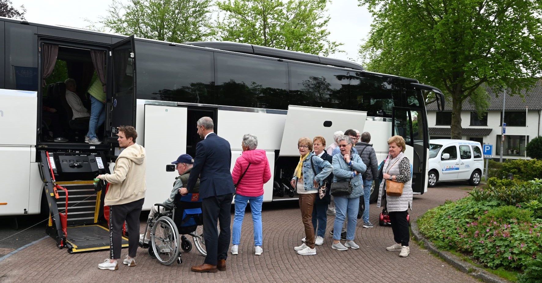 Nog plekken beschikbaar voor busuitje UVV van 13 mei