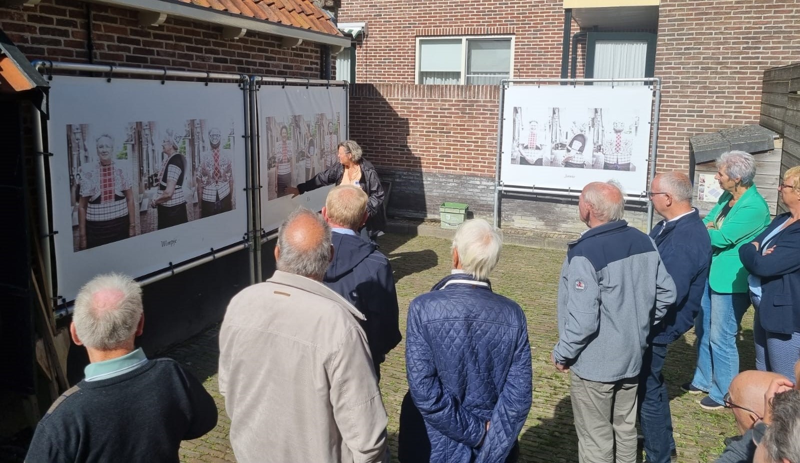 Senioren buurtschap Appel/Driedorp genieten van uitje naar Spakenburg