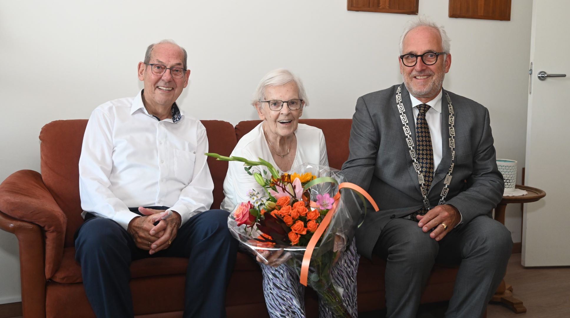 Echtpaar Zweers 60 jaar getrouwd - Het laatste nieuws dat je straks