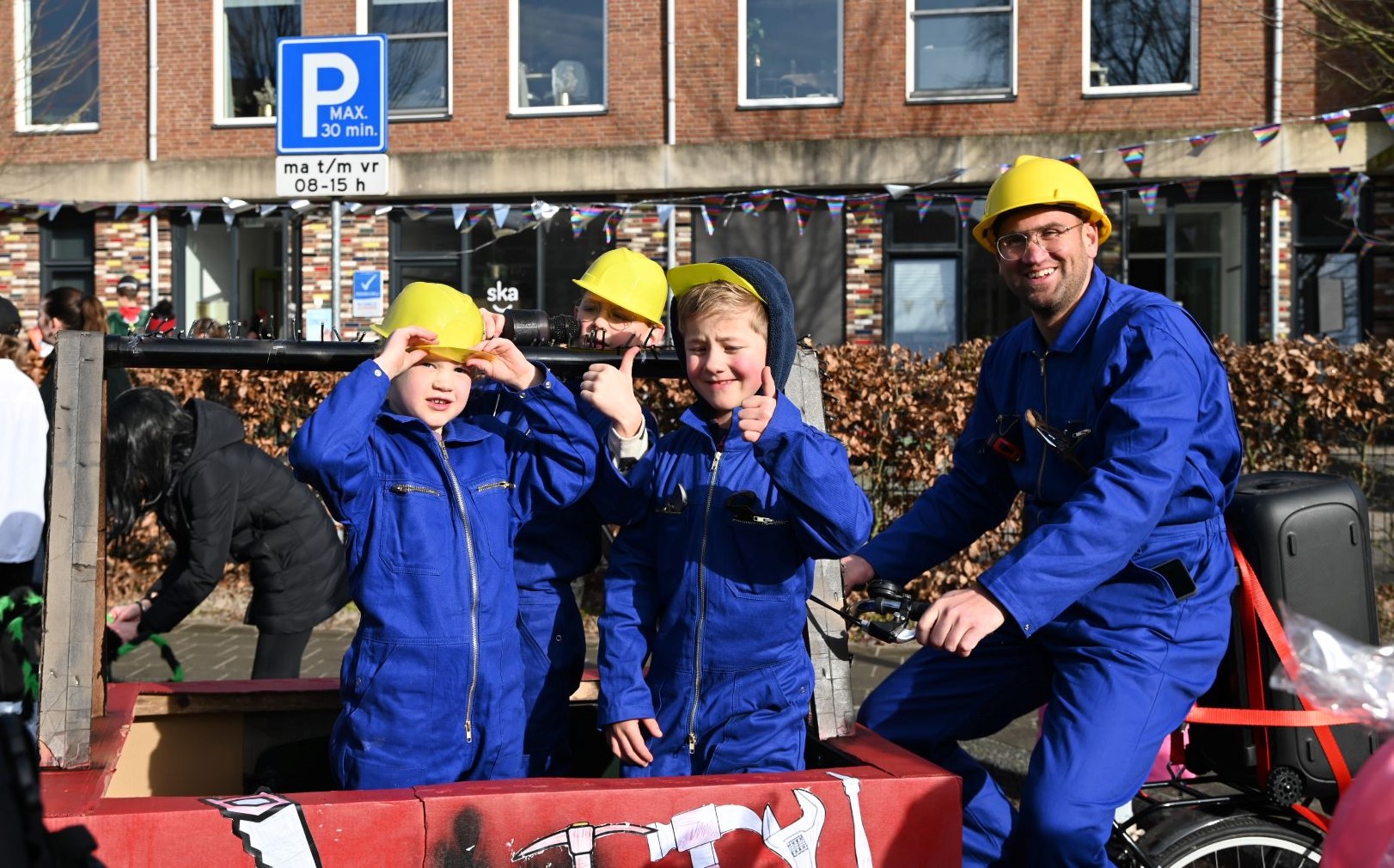 Het Baken viert 13 februari carnaval met optocht door Nijkerk