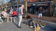 Schaakinstuif op het Plein in Nijkerk