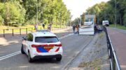 Verkeerde inschatting: vrachtwagen raakt Peter Dirksentunnel Nijkerk