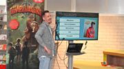 Kinderboekenschrijver Michael Reefs in bieb Nijkerk