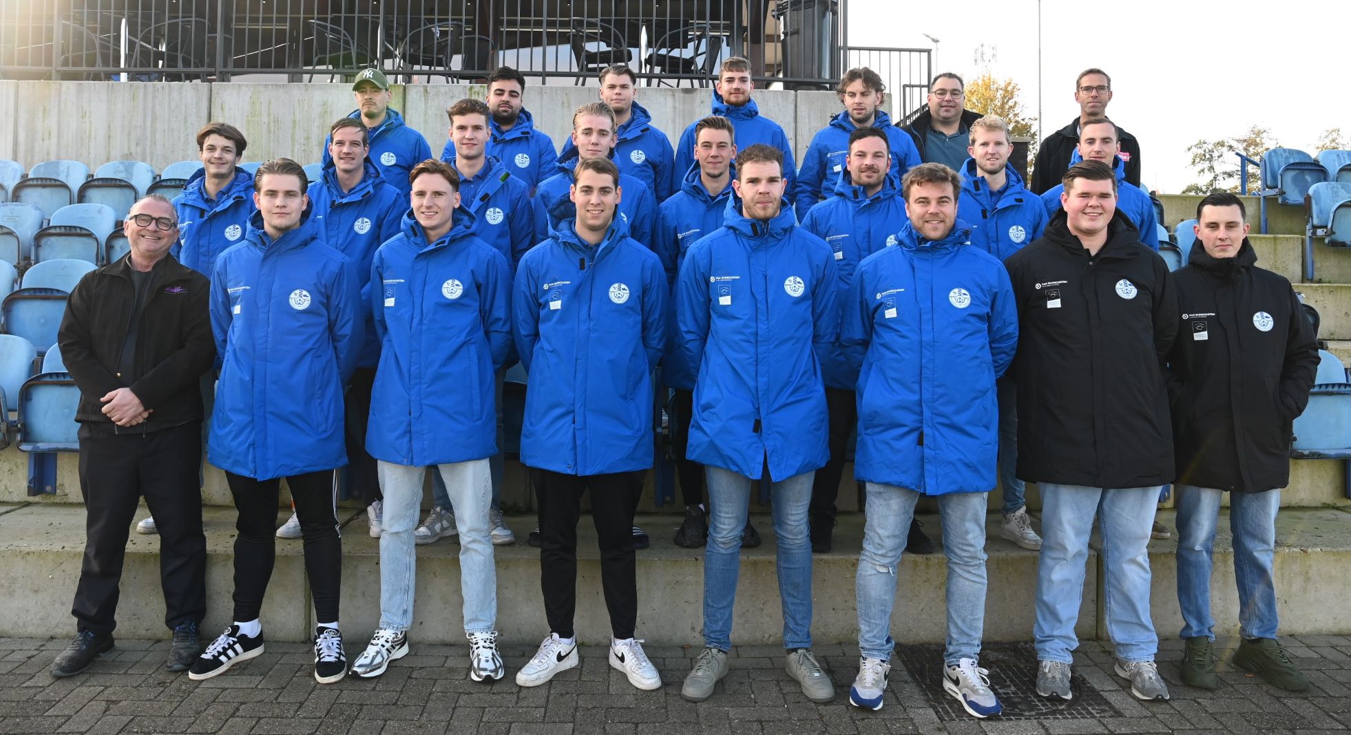 Hacom, Daan Blom, Van de Vlasakker, Van Dunschoten en Toebast steunen Veensche Boys 5