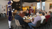 Gezellige Sinterklaaslunch in het Paashuis