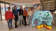 Ollie de Olifant brengt kleur en vreugde naar Gezondheidscentrum de Nije Veste