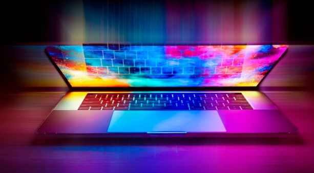 Dorpsavond en online ontspanning: twee vormen van vrijetijdsbesteding