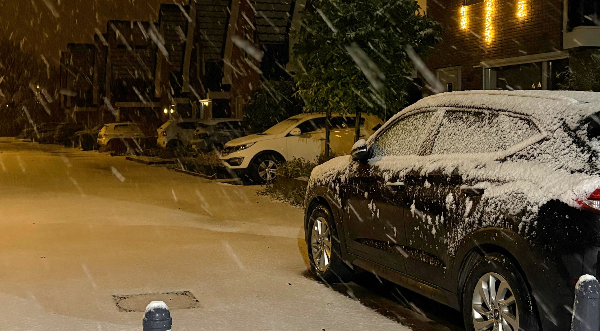 Sneeuwval op nieuwjaarsavond: ongeval op Nijkerkerstraat