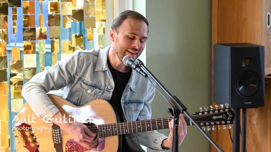 Vadym (36) uit Oekraïne bouwt zijn bestaan op in Nijkerk: ‘Niemand geloofde dat er oorlog naar Kiev 