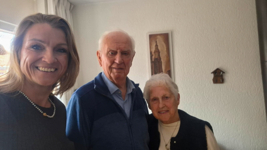 Echtpaar Van den Brink-Bouw viert diamanten huwelijk