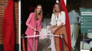 Nijkerkse burgemeester opent kledingwinkel Atelier Nowie