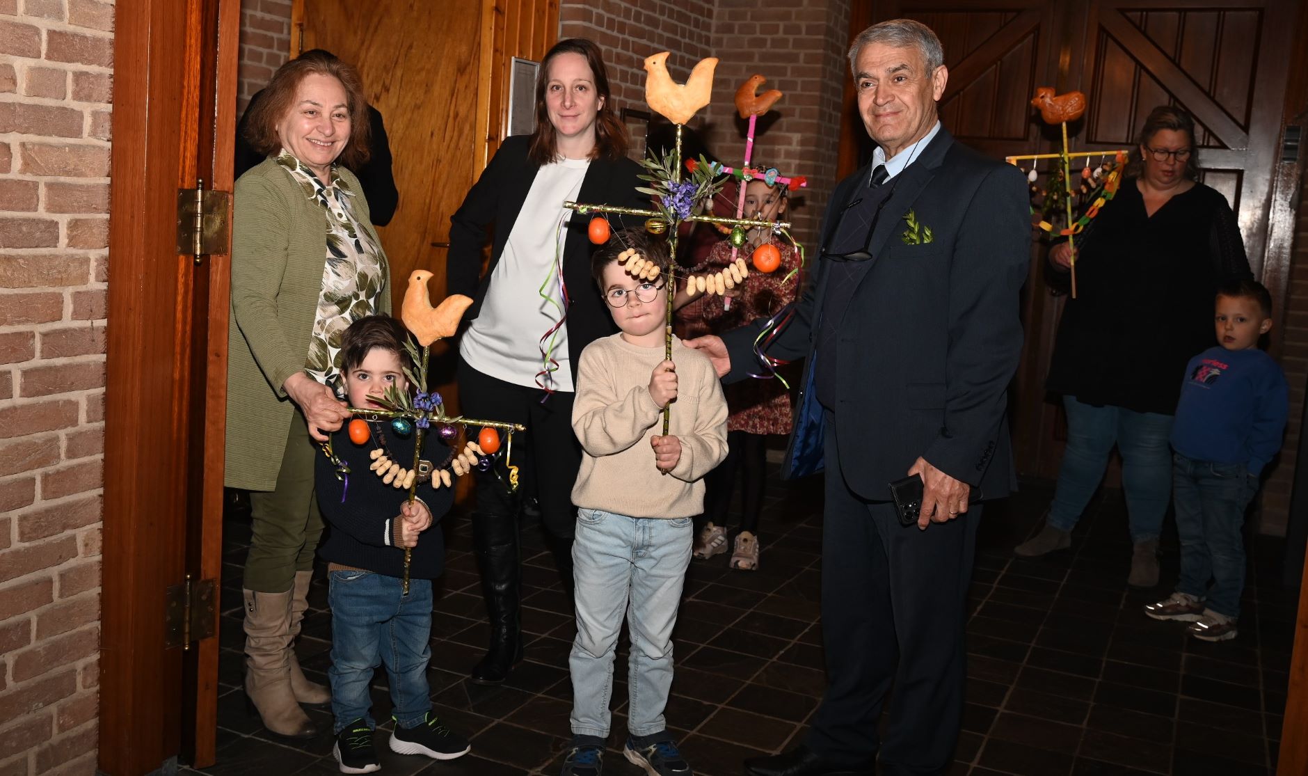 Kleurrijke Palmpasenviering in Sint Catharinakerk Nijkerk
