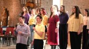 Jongerenkoor Milk & Honey brengt popsongs naar St. Catharinakerk