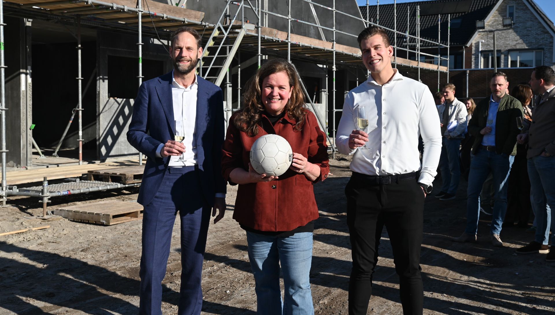 Startsein voor woningbouw ten noorden van Veensche Boys