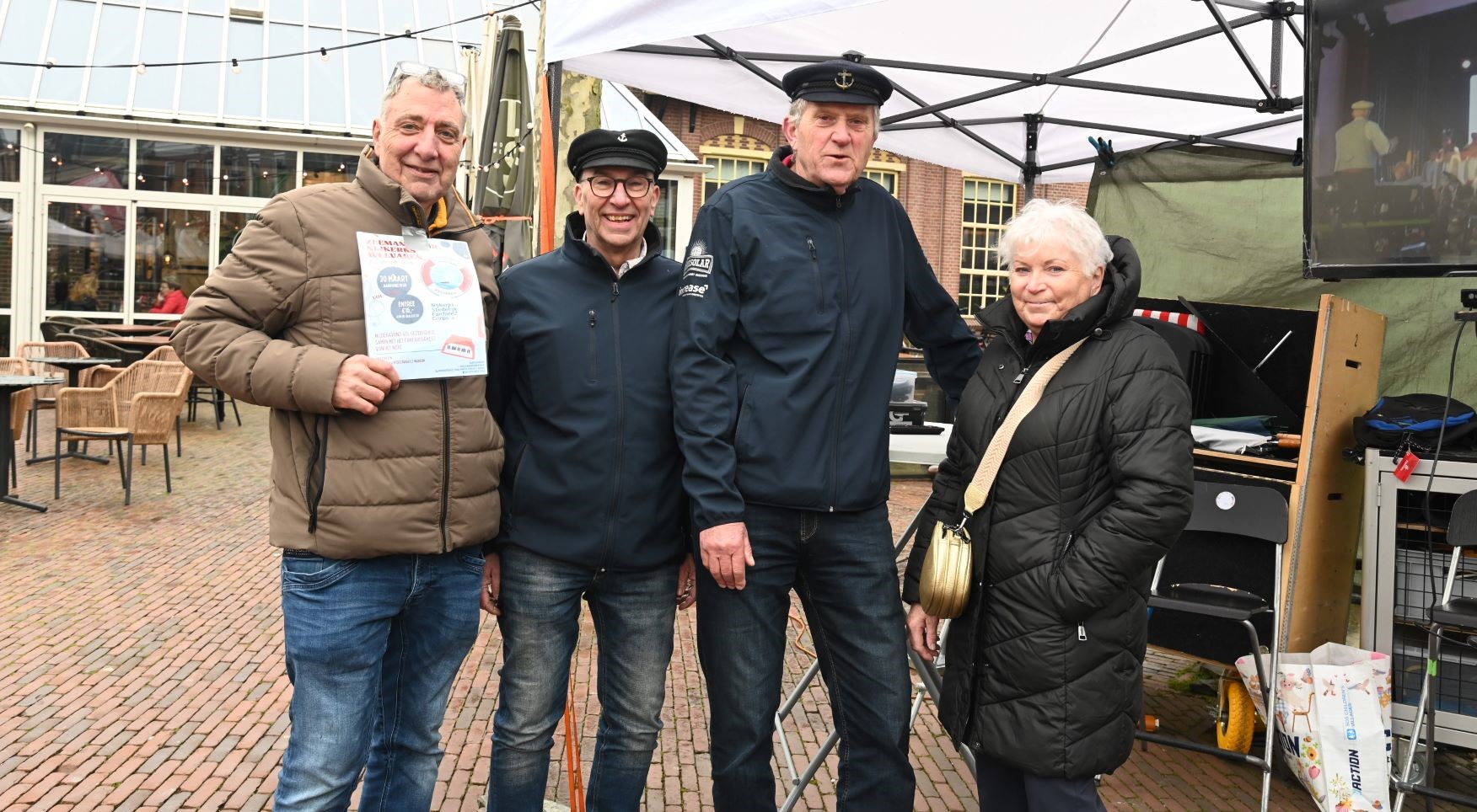 Kaartverkoop jubileumconcert Zeemanskoor Nijkerks Welvaren