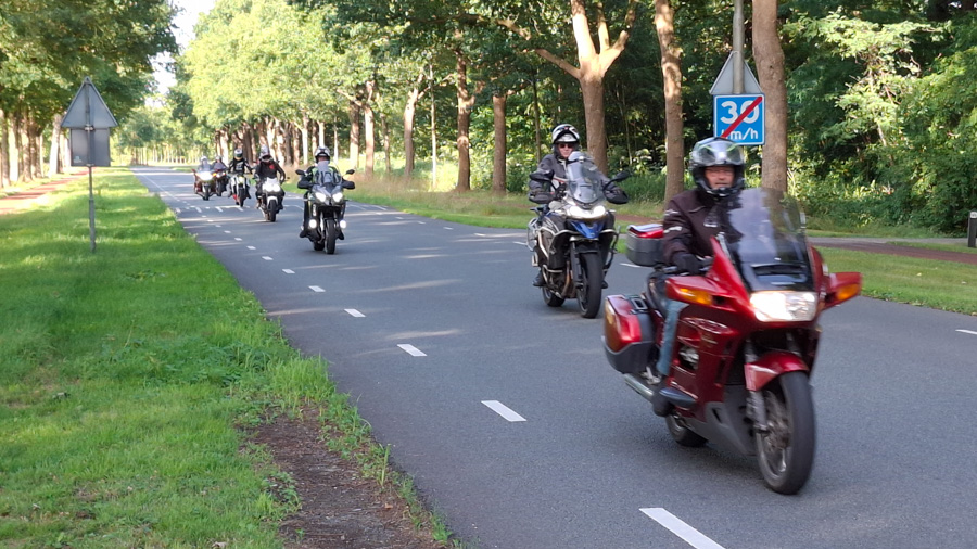 Stimon nodigt motorrijders uit