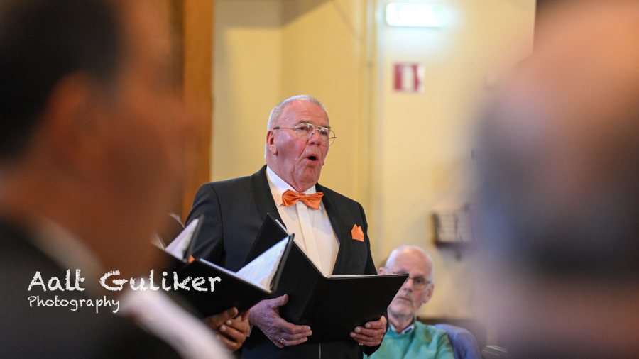 Grote Kerk Nijkerk goed gevuld tijdens sfeervol Oranjeconcert