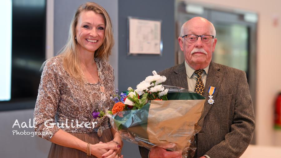 Koninklijke onderscheiding voor Gerrit van Binnendijk (84)
