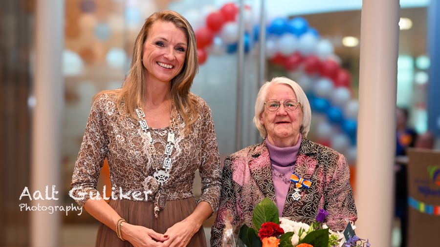 Koninklijke onderscheiding voor NSC-icoon Hetty Gijtenbeek-Burgwal