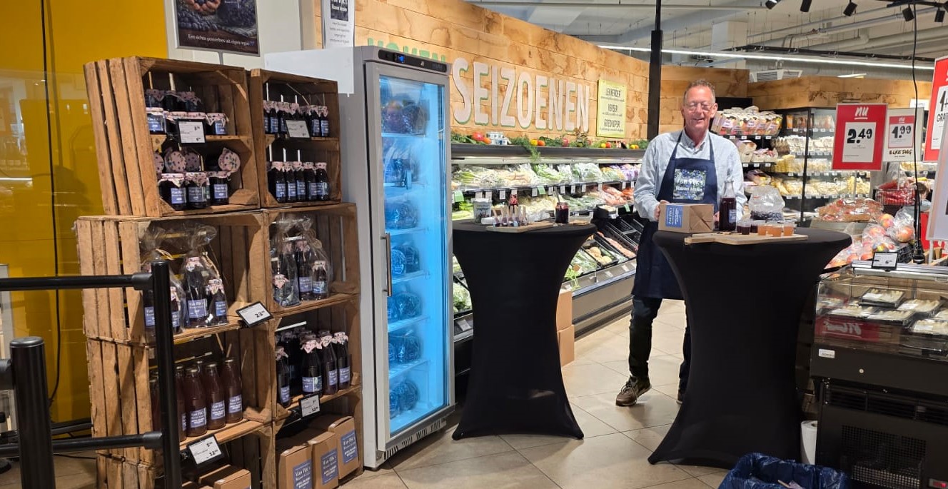 Blauwe bessen maken plaats voor beschuit met muisjes: Jan van Dijk plotseling weggeroepen