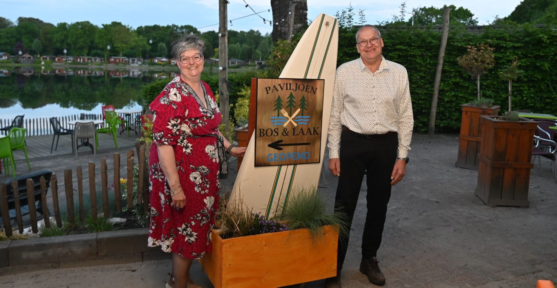 Nieuw paviljoen ‘Bos en Laak’ officieel geopend op recreatiepark Overbos