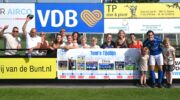Prachtig eerbetoon voor clubicoon Tom van Donselaar bij afscheid van Veensche Boys