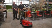 Veensche Kas in Nijkerkerveen glimt van trots met nieuwe borstelmachine