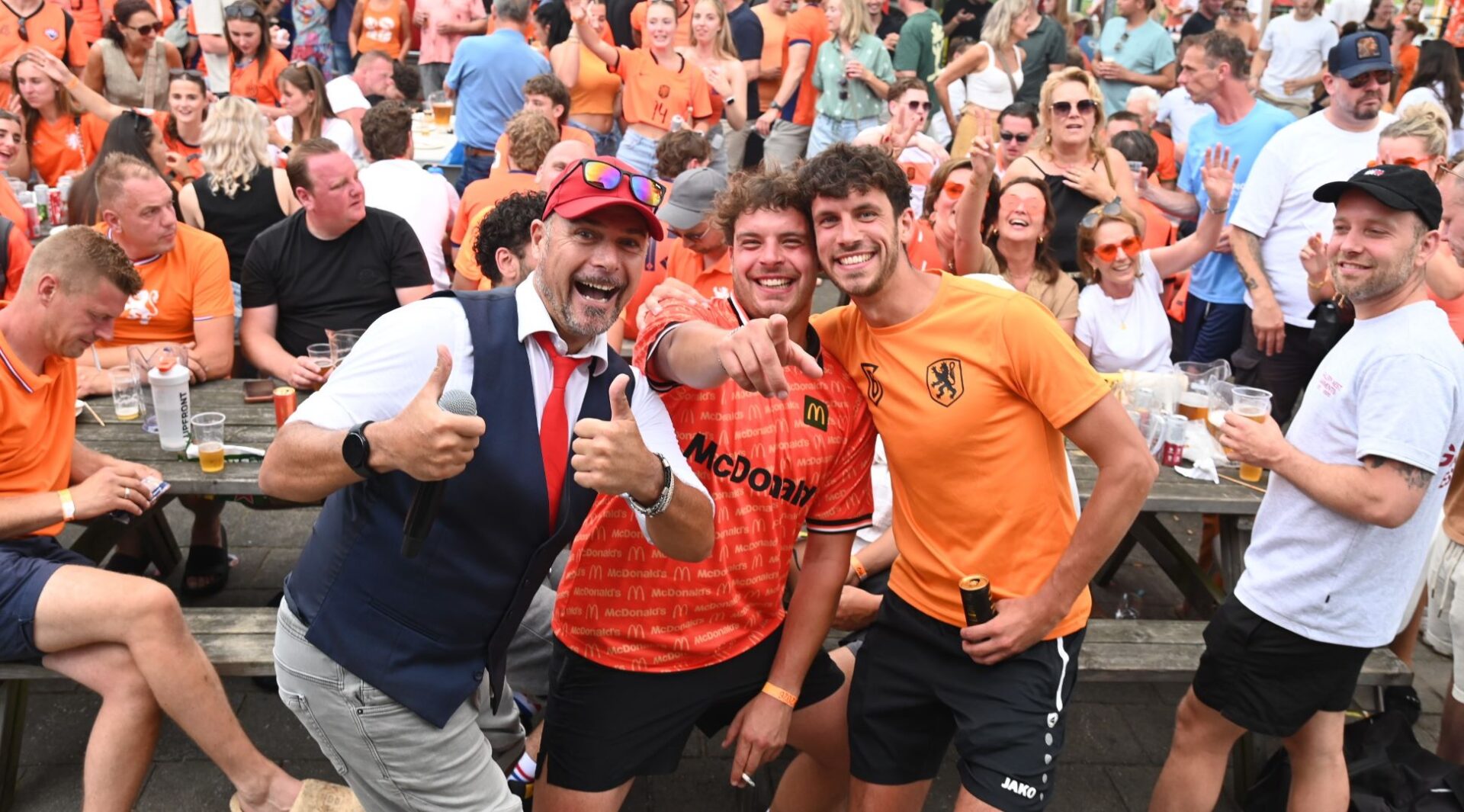 Succesvol bedrijventoernooi en Oranje-feest bij sc Hoevelaken