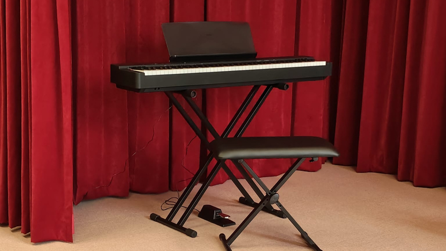Nieuwe digitale piano versterkt podiumfunctie van de Bibliotheek