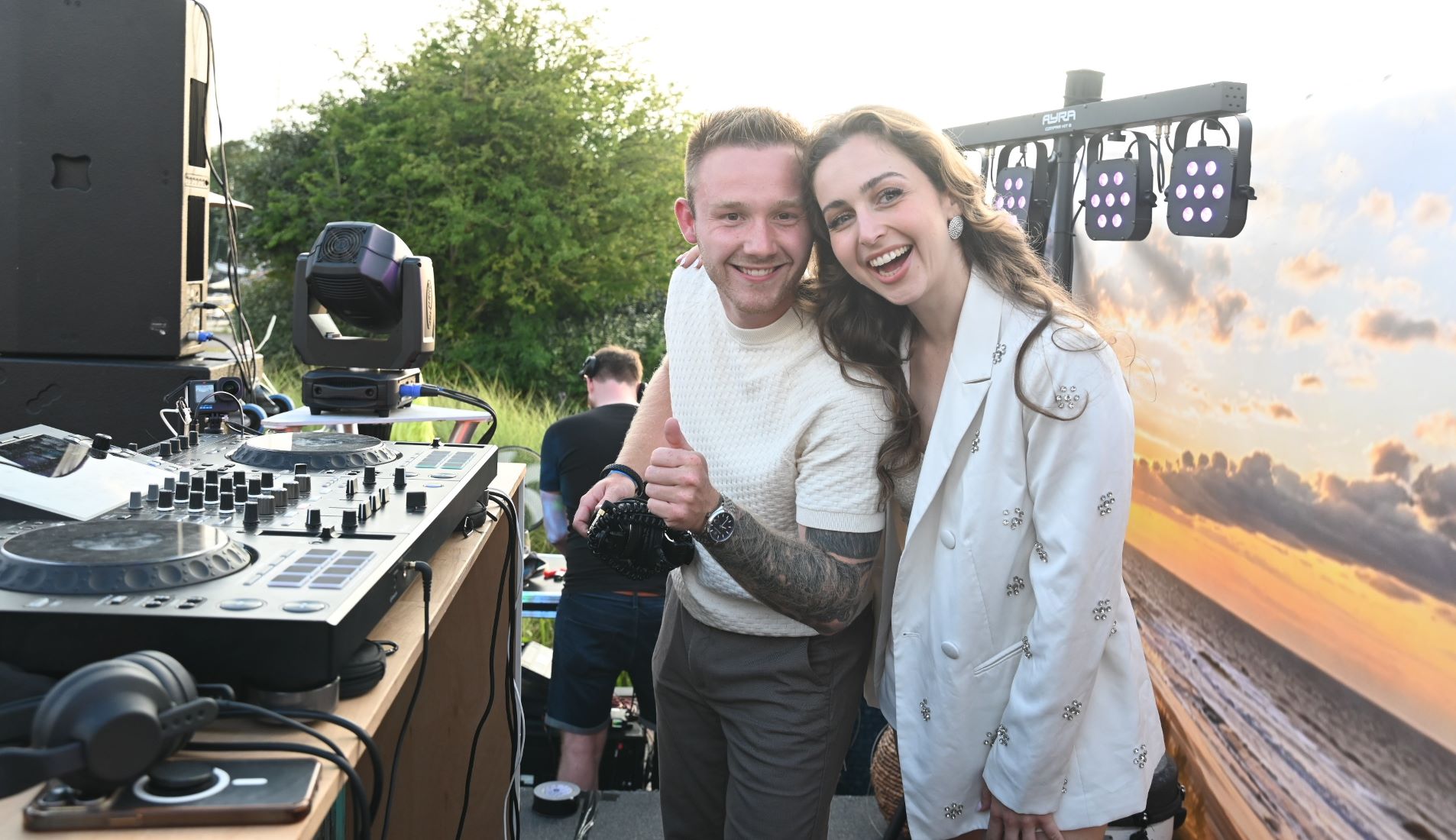 Succesvolle vuurdoop voor 'Lighthouse Friday's Beach Party' bij de Vuurtoren Nijkerk: wintereditie i