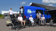 Tien nieuwe rolstoelen voor De Zonnebloem Nijkerk-Nijkerkerveen