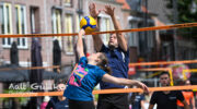 Feestweek Nijkerk van start met beachvolleybal op het Plein
