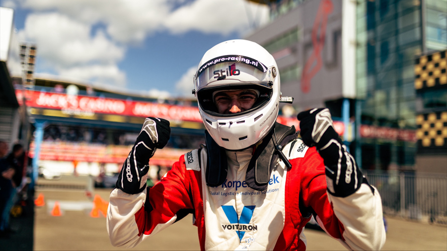 Stijn Heere maakt zich op voor iconische Nürburgring: “We kunnen ons meten met de top”