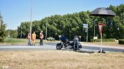 Motor onderuit op rotonde Nijkerkerweg in Zeewolde