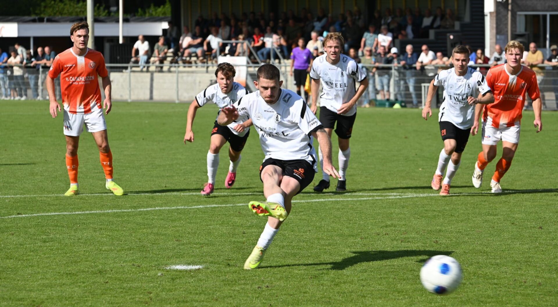 Sparta Nijkerk blameert zich in Tiel
