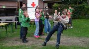 Oudste scouts van Scouting Hiawatha vliegen spectaculair over via kabelbaan