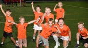 Start van schoolkorfbaltoernooi in Nijkerk