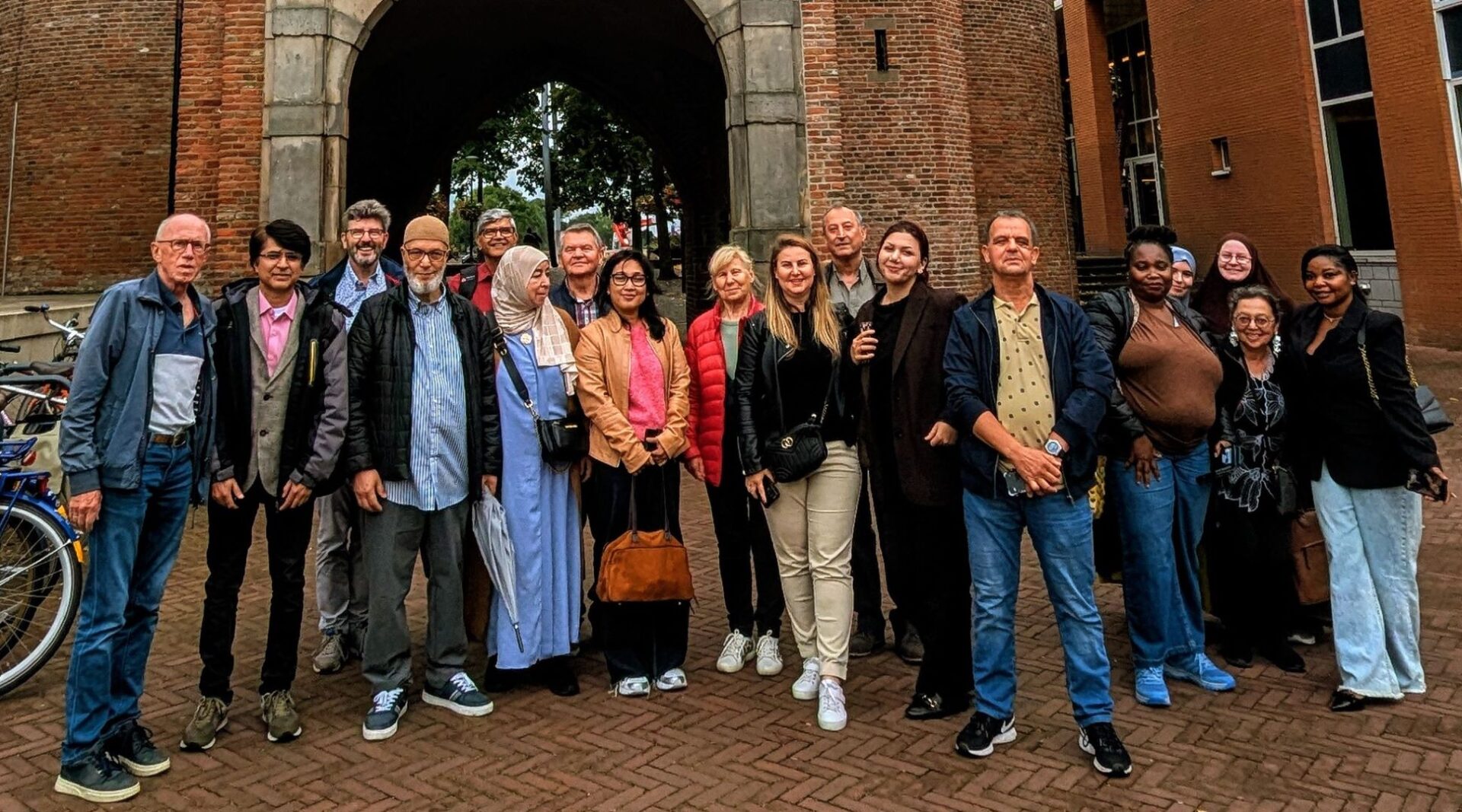 Taalcafé Nijkerk krijgt kijkje achter de schermen van Provincie Gelderland