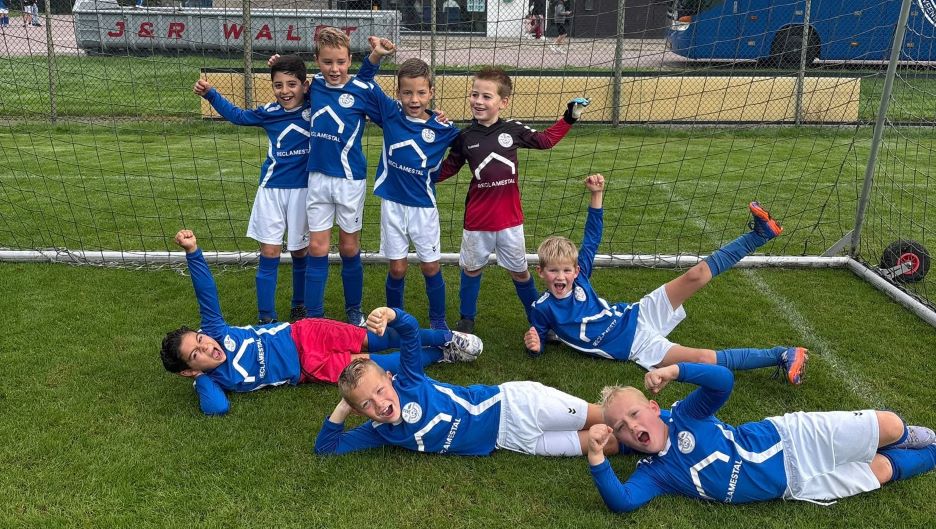 Veensche Boys 08-2 wint met 6-1
