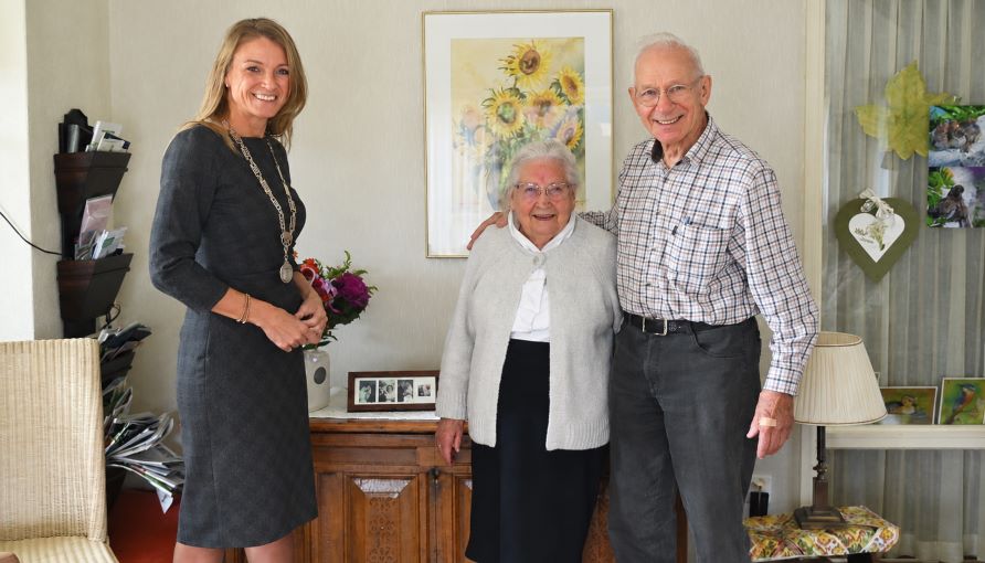 Echtpaar Averesch (Hoevelaken) 60 jaar getrouwd