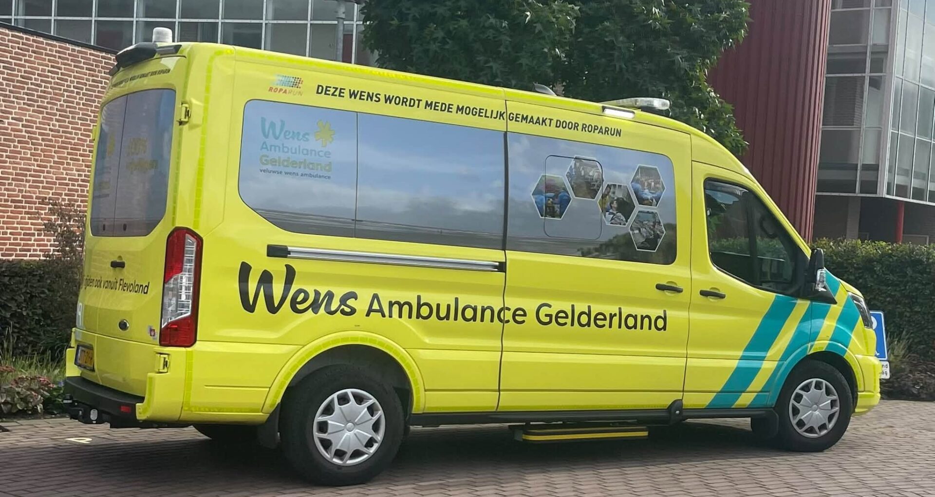WensAmbulance en organist Martin Mans brengen laatste wens in vervulling